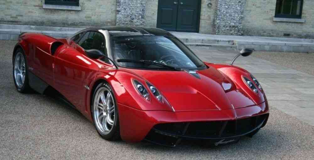 Pagani компаниясы Huayra суперкарларының барлығын өткізді