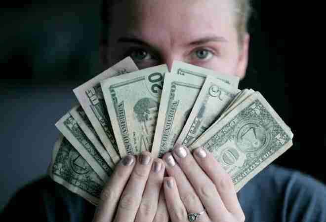 Charting the Global Economy: Central Bankers Face Inflation