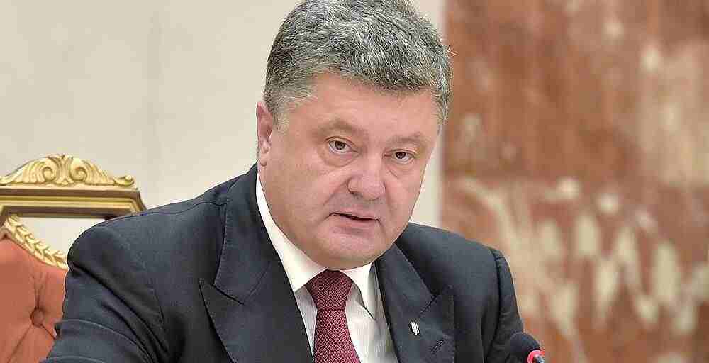 П.Порошенко: Украина дефолт қаупінен құтылды