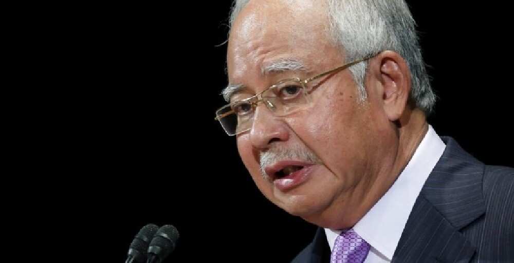 Малайзия премьер-министрі пара алды деп күдіктеліп отыр