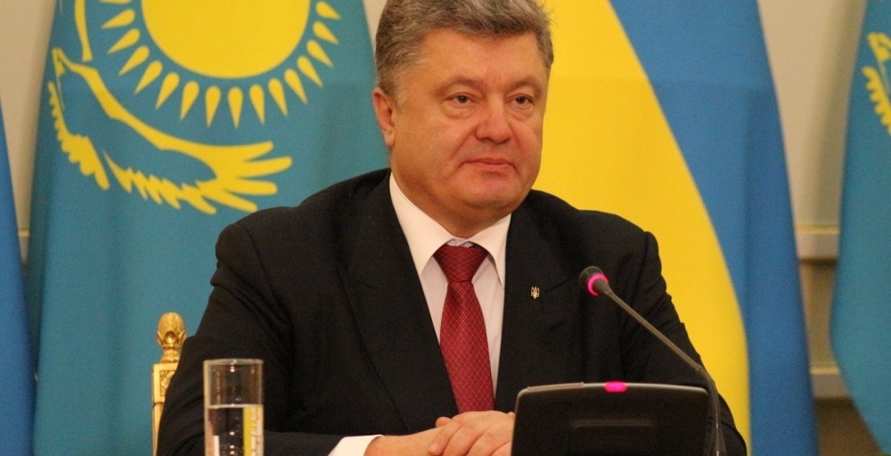 П.Порошенко:  "Қазақстан  - Украина үшін Азияға бастар терезе"