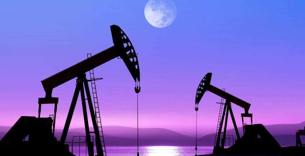 Oil price will drop closer to $30 a barrel very soon