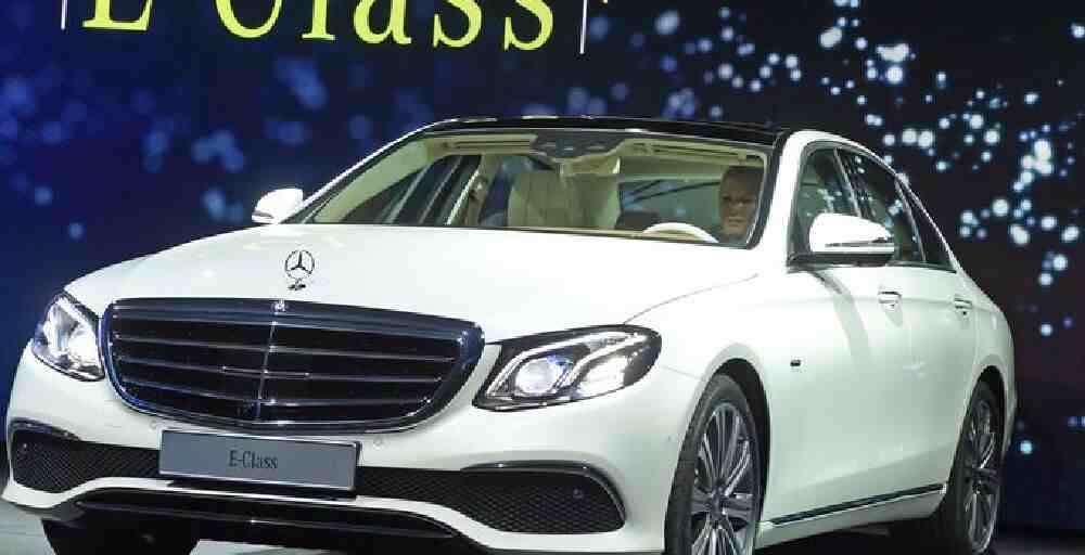 Mercedes-Benz loads tech features into new E-Class