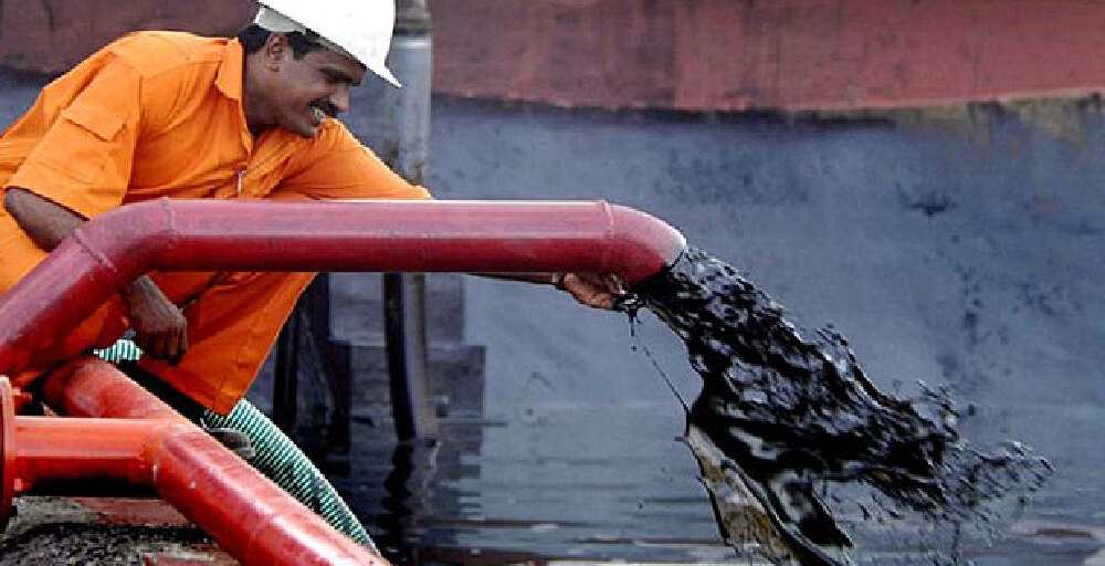 Brent crude oil trades at over $30 per barrel