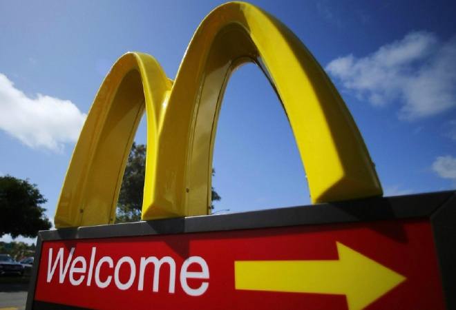 Байбек объяснил строительство McDonald's в Алматы