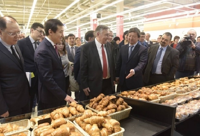 Алматыда француздық Carrefour дүкендер желісі ашылды