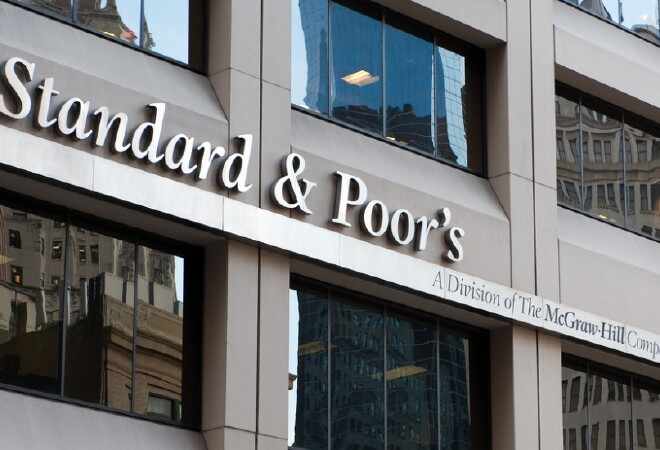 S&P Қазақстанның кредит рейтингін төмендетті