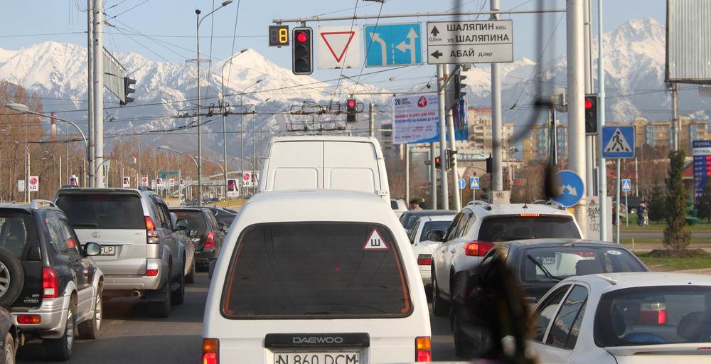 Алматының кейбір аумақтарындағы жол қозғалысына өзгеріс енгізілді