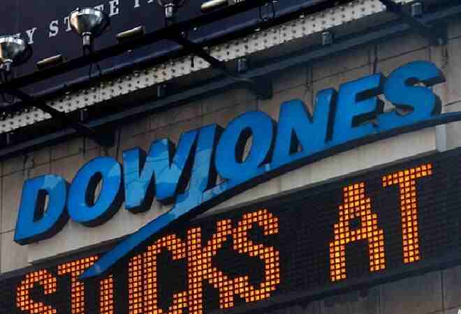 Dow Jones шетелдегі қызметкерлерін қысқартады