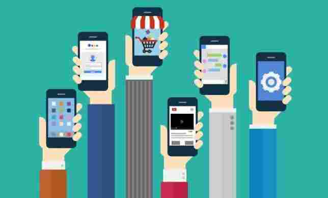 Жігіт орысша сорып, жалайды Жағажайдағы жалаңаш қыздардың порносын көріңіз