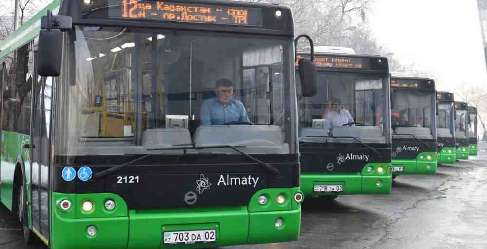 В Алматы запущены новые автобусы до Медеу