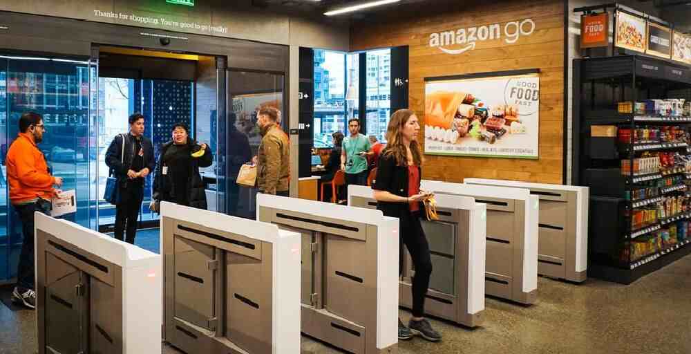 Amazon не кассалық аппараты, не сатушыcы жоқ алты  Amazon Go дүкенін ашады