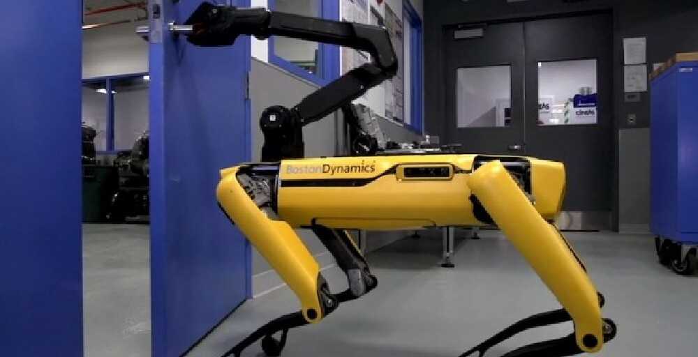 Boston Dynamics роботтарды 2019 жылы сата бастайды