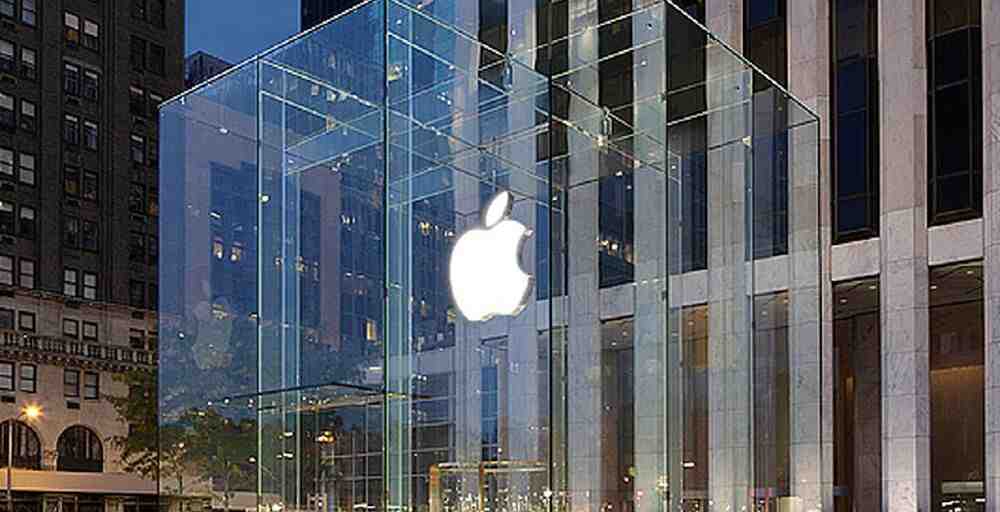 Нью-Йоркте орнатылған жалған Apple Store-ге тұрғындар сеніп қалды