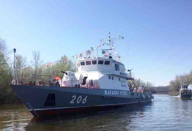 «Нұр-Сұлтан» кемесі суға түсірілді