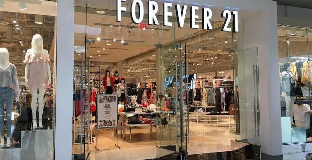 Forever 21 киім дүкендерінің желісі банкротқа ұшырау алдында тұр