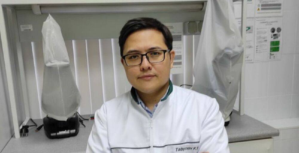 Белгілі вирусолог өзі даярлаған вакцинаны салдырған соң коронавирус жұқтырған