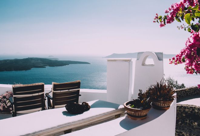 Booking, Airbnb See Pent-Up Travel Demand Unrestrained