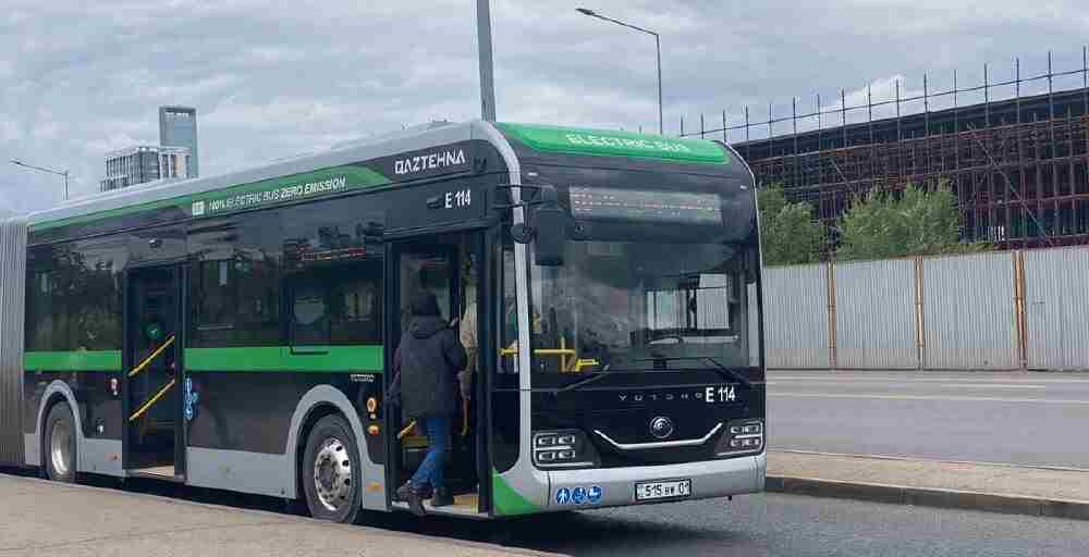 В Астане подорожает проезд в автобусах.