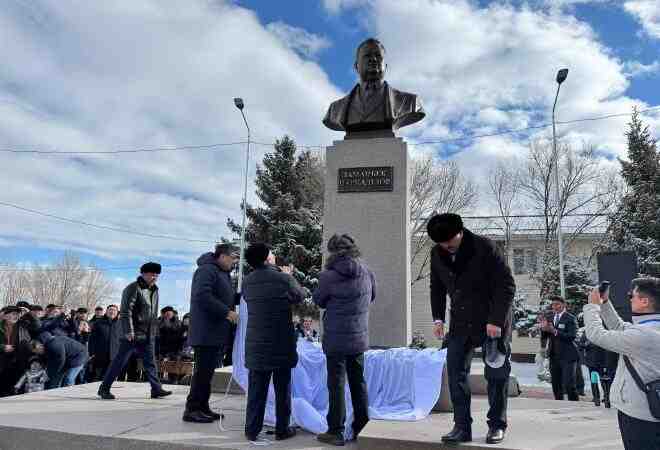  Кеген ауылындағы өнер мектебіне Заманбек Нұрқаділовтің есімі берілді