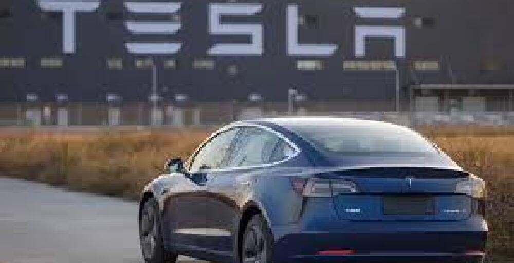 Tesla ақауға байланысты Қытайдағы 1,2 миллион автокөліктің бағдарламасын жаңартады