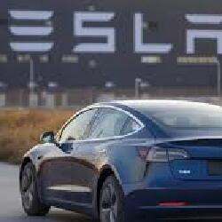 Tesla ақауға байланысты Қытайдағы 1,2 миллион автокөліктің бағдарламасын жаңартады