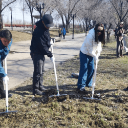 Культура начинается с чистоты: Артисты театра «Алатау» поддержали экоакцию