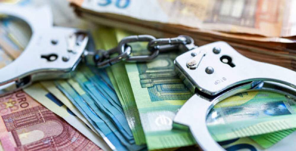 Алматы облысында аудандық білім бөлімінің басшысы мен 7 бухгалтер сотталып кетті