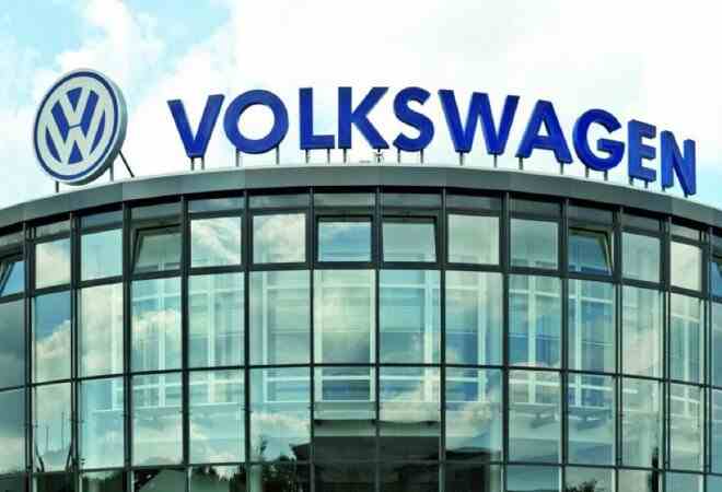 Volkswagen концерні алдағы төрт жылда 20 мың қызметкерін жұмыстан шығармақ 
