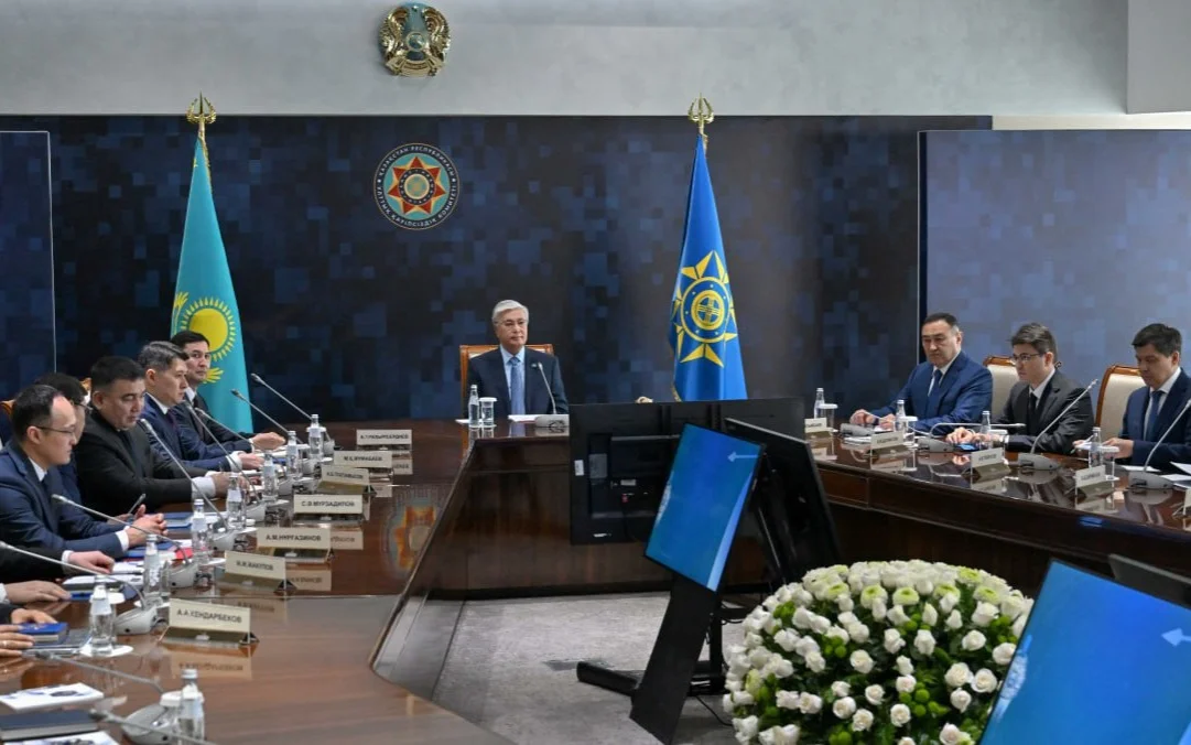 Президент Ұлттық қауіпсіздік комитетінің басшылық құрамымен жиын өткізді    