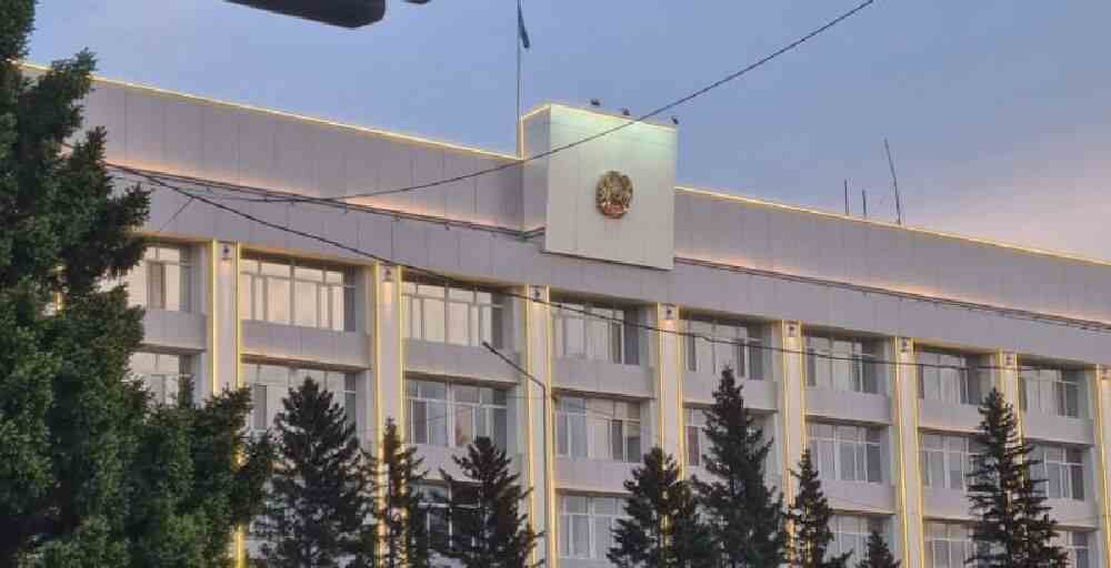 ​Абай облысының әкімдігі 400 млн теңгеге жиһаз сатып алған