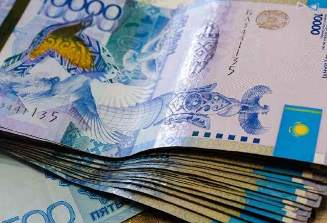 Минимальную зарплату повысят в Казахстане с января 2026 года