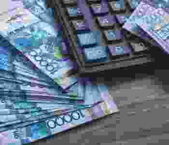 Тенге ослаб по итогам июня — Нацбанк