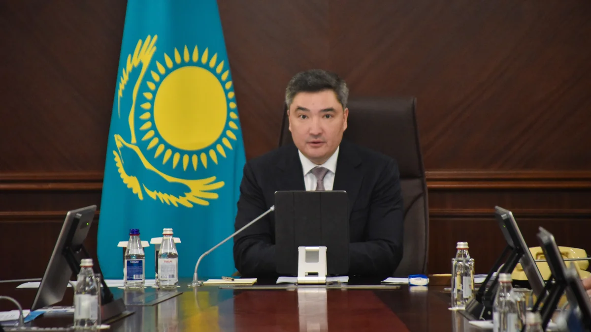Олжас Бектенов министрлерге жаңа міндеттер жүктеді