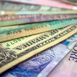 Покупки всех основных валют в Казахстане вне биржи в июле выросли – Нацбанк