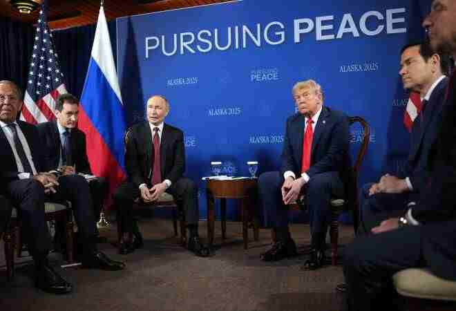 Путин мен Трамп кездесуінен не күтеміз? 
