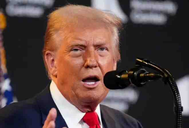 Трамп: Зеленский Қырымнан және НАТО-ға кіруден бас тартса, соғысты тоқтата алады