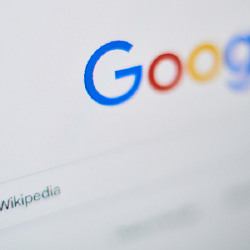 Google мен Wikipedia Ресейде айыппұлға тартылды