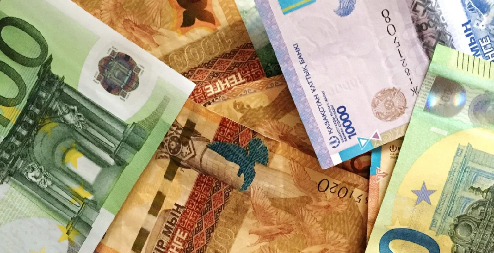 Ликвидируемые в Казахстане банки должны еще 48 млрд тенге