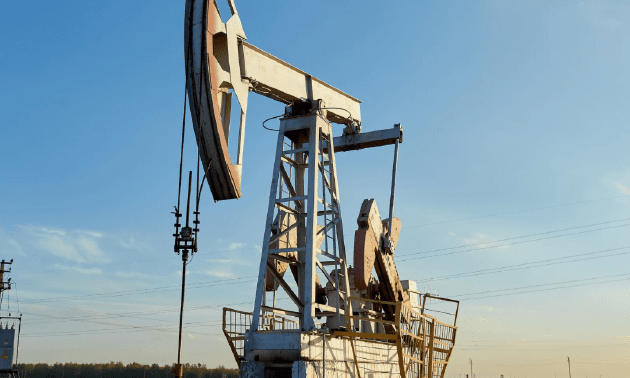 ОПЕК против МЭА: чьи прогнозы удержат цену на нефть