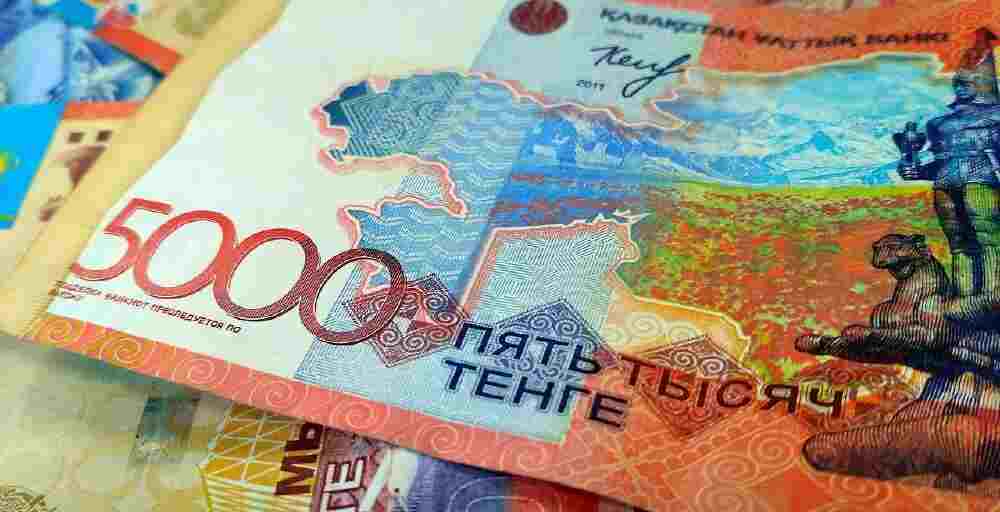 С 25 сентября в Казахстане перестанут принимать старые купюры 5000 тенге