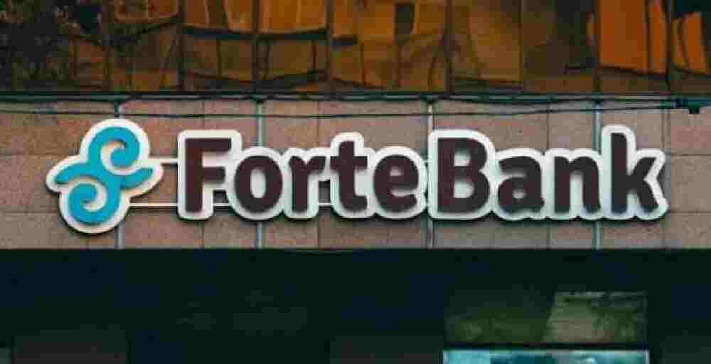 Forte стал акционером Home Credit Bank