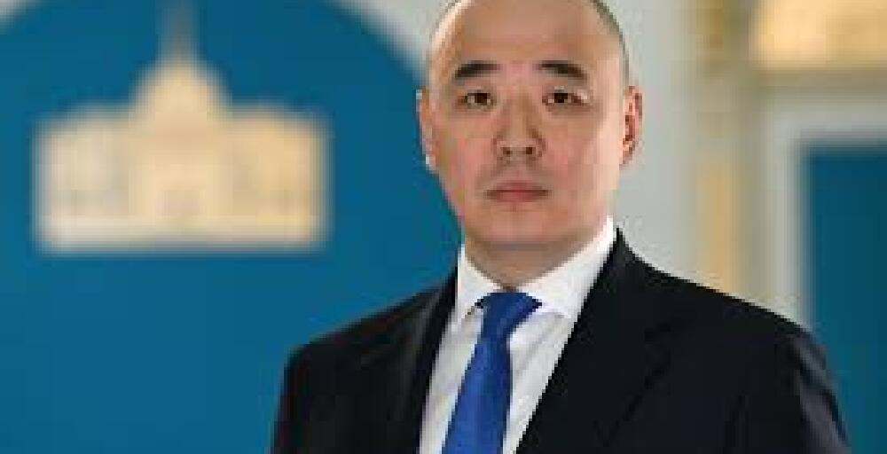 Қанат Шарлапаев Президенттің көмекшісі қызметінен босатылды