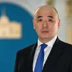 Қанат Шарлапаев Президенттің көмекшісі қызметінен босатылды