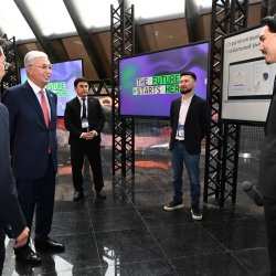 Қазақстан мен Мажарстан президенттері Alem.AI жасанды интеллект орталығына барды