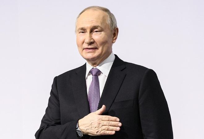 Тоқаев Путинді туған күнімен құттықтады
