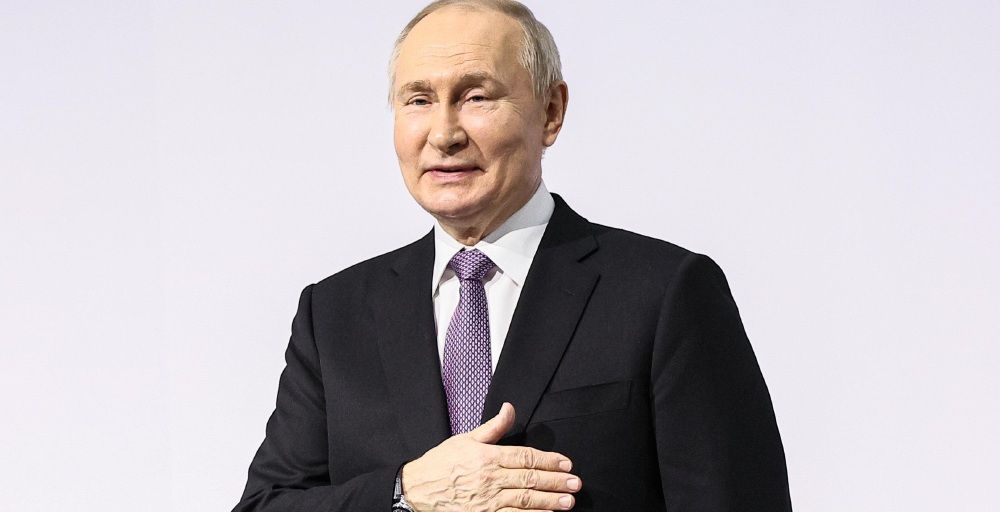 Тоқаев Путинді туған күнімен құттықтады