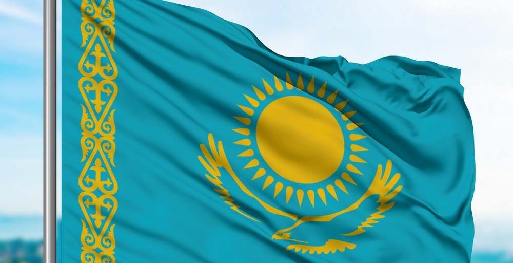 Касым-Жомарт Токаев поздравил казахстанцев с Днем Республики