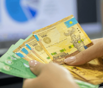 МФО в Казахстане переживают крупнейшее сокращение кредитов