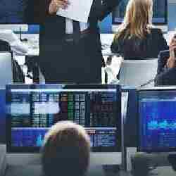 Биржалық сауданы реттеу күшейеді: брокерлерге лицензия алу міндеттеледі